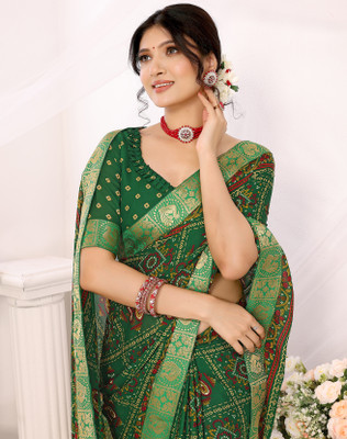 YASHIKA Printed Bollywood Georgette, Lace Saree(Green)