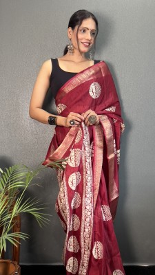 Vintro Printed Bollywood Pure Cotton Saree(Maroon)