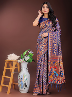 Divastri Woven Kanjivaram Silk Blend Saree(Dark Blue)