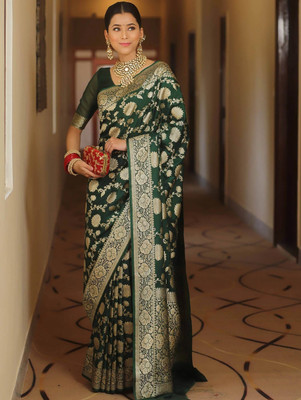 AMRUTKALA SAREES Woven Banarasi Silk Blend Saree(Green)