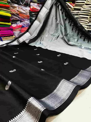 VEERAETHNIC Woven Paithani Cotton Silk Saree(Black)