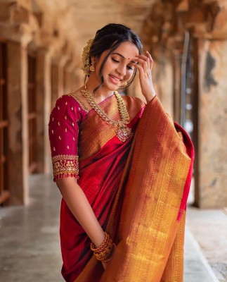 Aldwych Woven Banarasi Silk Blend Saree(Red)