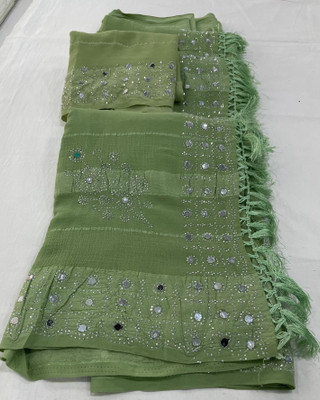 Vichitra Embellished, Embroidered Bollywood Chiffon, Silk Blend Saree(Green)