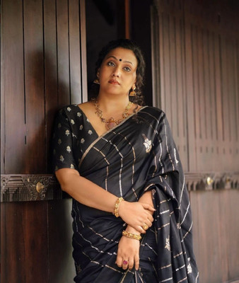 HouseOfCommon Striped Banarasi Art Silk Saree(Black)