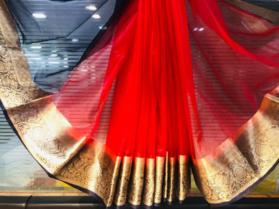 Bella Worth Embroidered, Solid/Plain Daily Wear Organza Saree(Red, Blue)