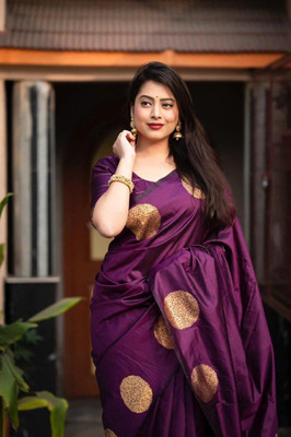 HouseOfCommon Self Design Banarasi Art Silk Saree(Purple)