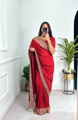 RUPAL CREATION Embellished Ikkat Silk Blend Saree(Red)