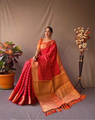 Divastri Embroidered Banarasi Silk Blend Saree(Red)