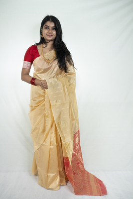 SnehaFashion Creation Striped Banarasi Silk Blend Saree(Cream, Red)