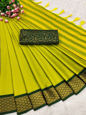 Nimidiya Self Design Banarasi Pure Silk Saree(Light Green)