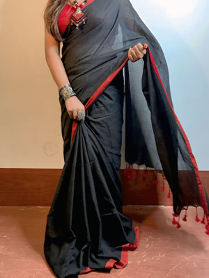 SMRITI HANDLOOM Solid/Plain Daily Wear Handloom Pure Cotton Saree(Black, Red)