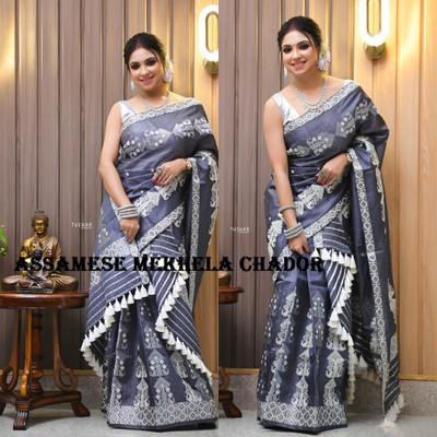 Canizzaro Woven Mekhela Chador Silk Blend Saree(Grey)