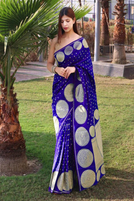 Amrut Collection Self Design Kanjivaram Art Silk Saree(Blue)