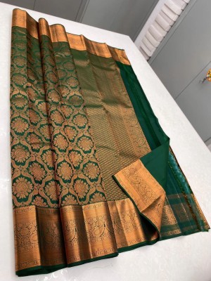 WILLMAKE Printed, Self Design, Color Block, Striped, Embroidered, Woven, Embellished, Solid/Plain Bollywood Jacquard, Art Silk Saree(Green)