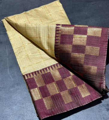 JbWorld Checkered, Woven, Self Design, Embellished Chettinadu Jacquard, Cotton Silk Saree(Cream, Maroon)