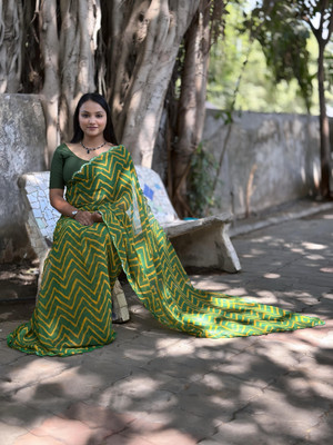 MAHADEV NX Self Design Bollywood Georgette Saree(Multicolor)