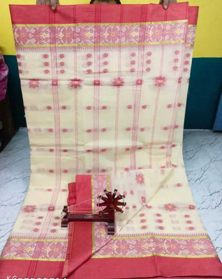 PUJA SHAREE CENTRE Floral Print, Striped, Woven, Temple Border Tant Cotton Blend Saree(Cream)