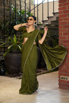 AAINA CREATION Embellished Bollywood Silk Blend Saree(Green, Light Green)