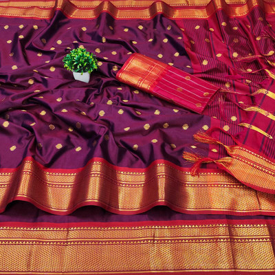 Gajal Self Design Kanjivaram Art Silk, Pure Silk Saree(Purple)