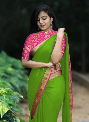 Sareez House Solid/Plain, Embellished Bollywood Georgette Saree(Green)