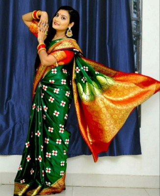 Ansari Fabrics Printed Sambalpuri Satin Saree(Green, Red)