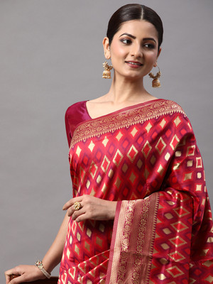 Divastri Woven Kanjivaram Silk Blend Saree(Pink)