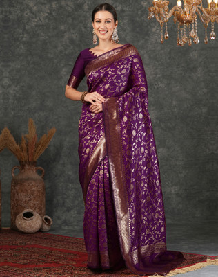 Divastri Woven, Embellished Kanjivaram Silk Blend, Jacquard Saree(Purple)