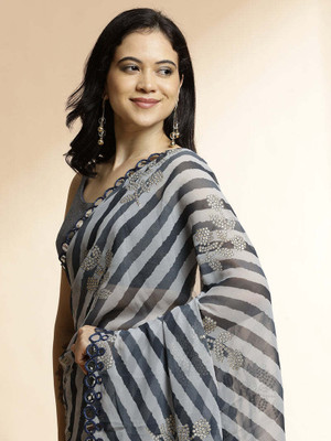 Clemira Color Block Bollywood Georgette Saree(Grey)
