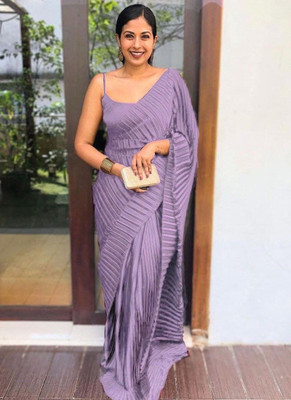 PRATYAMFASHION Self Design, Solid/Plain, Woven, Embellished Bollywood Satin Saree(Purple)