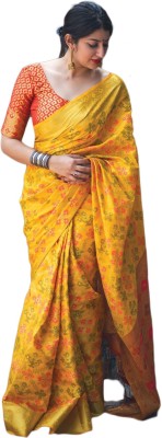 Manokamna Woven Patola Silk Blend Saree(Red, Yellow)