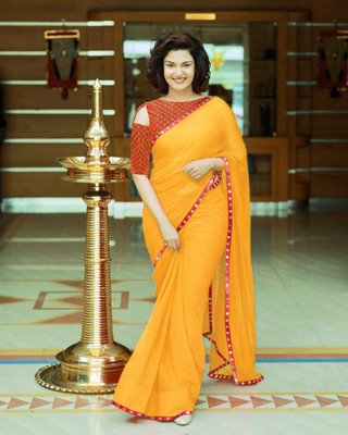 Sareez House Solid/Plain Bollywood Georgette Saree(Gold)