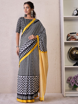 Tasrika Printed Pochampally Cotton Blend Saree(Black)