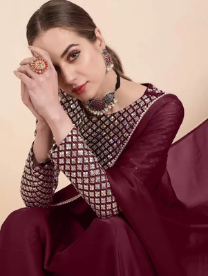QEXTY Solid/Plain, Embroidered Bollywood Silk Blend Saree(Maroon)