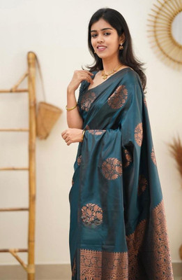 Marziyaa Checkered Banarasi Jacquard Saree(Light Green)