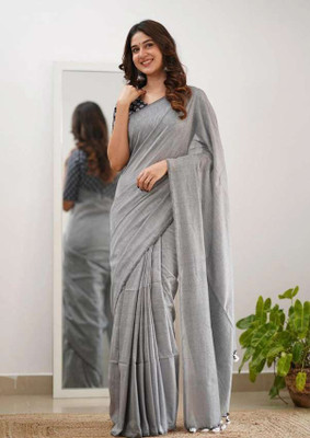 pal saree mahal Solid/Plain Handloom Pure Cotton Saree(Grey)