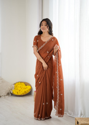 Tasrika Embroidered Lucknow Chikankari Georgette Saree(Brown)