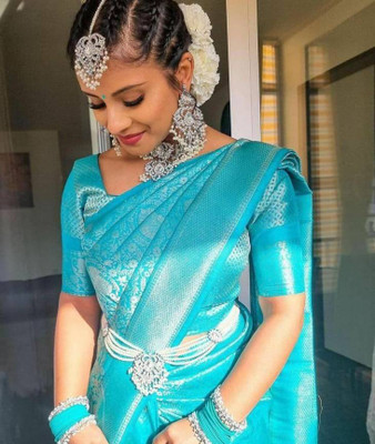 KanjiQueen Woven Kanjivaram Silk Blend Saree(Light Blue)