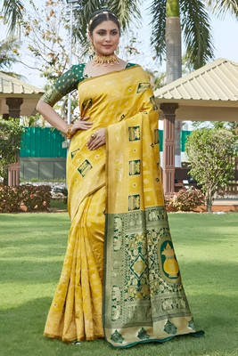 YASHIKA Self Design Kanjivaram Silk Blend Saree(Yellow)