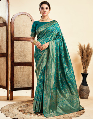 Samah Woven, Self Design Kanjivaram Silk Blend Saree(Green, Gold)