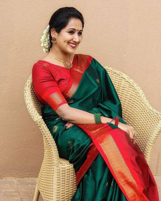 PRANJAL ART Printed Ikkat Jacquard, Art Silk Saree(Dark Green)
