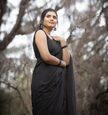 Anand Sarees Solid/Plain Bollywood Georgette Saree(Black)