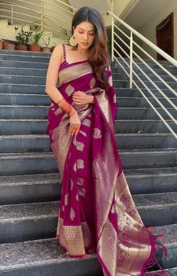 PARAMPARA CREATION Embellished Banarasi Pure Silk Saree(Purple)