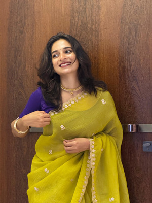 Tasrika Solid/Plain, Embroidered Bollywood Chiffon, Silk Blend Saree(Yellow)