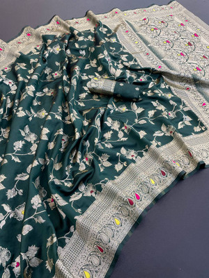 HB VENTURE Striped Banarasi Silk Blend Saree(Multicolor)