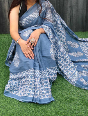 SUNDREESAREE Blocked Printed, Color Block, Floral Print, Printed Daily Wear Pure Cotton Saree(Blue, Grey)