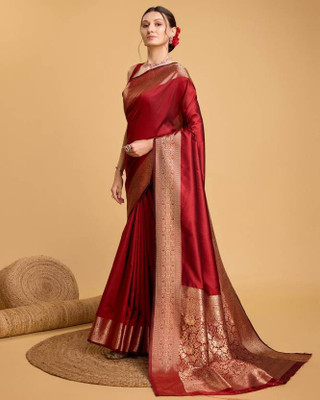 PARAMPARA CREATION Embellished Banarasi Pure Silk Saree(Red)