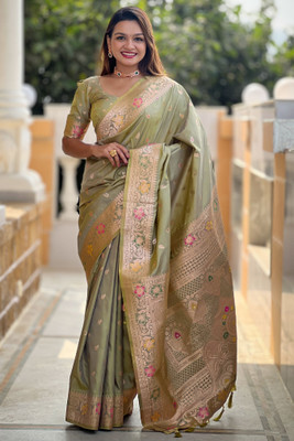 ROOP LAVANYA Woven Kanjivaram Jacquard, Art Silk Saree(Light Green)