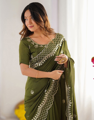Satrani Embellished, Embroidered Bollywood Silk Blend Saree(Green)