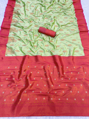 MOON VOGUE Self Design Banarasi Silk Blend Saree(Green)