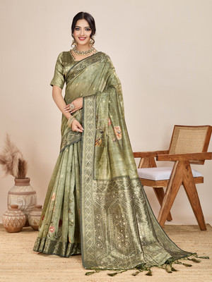 RekhaManiyar Printed Saree with Attached Blouse Silk Blend Saree(Green)
